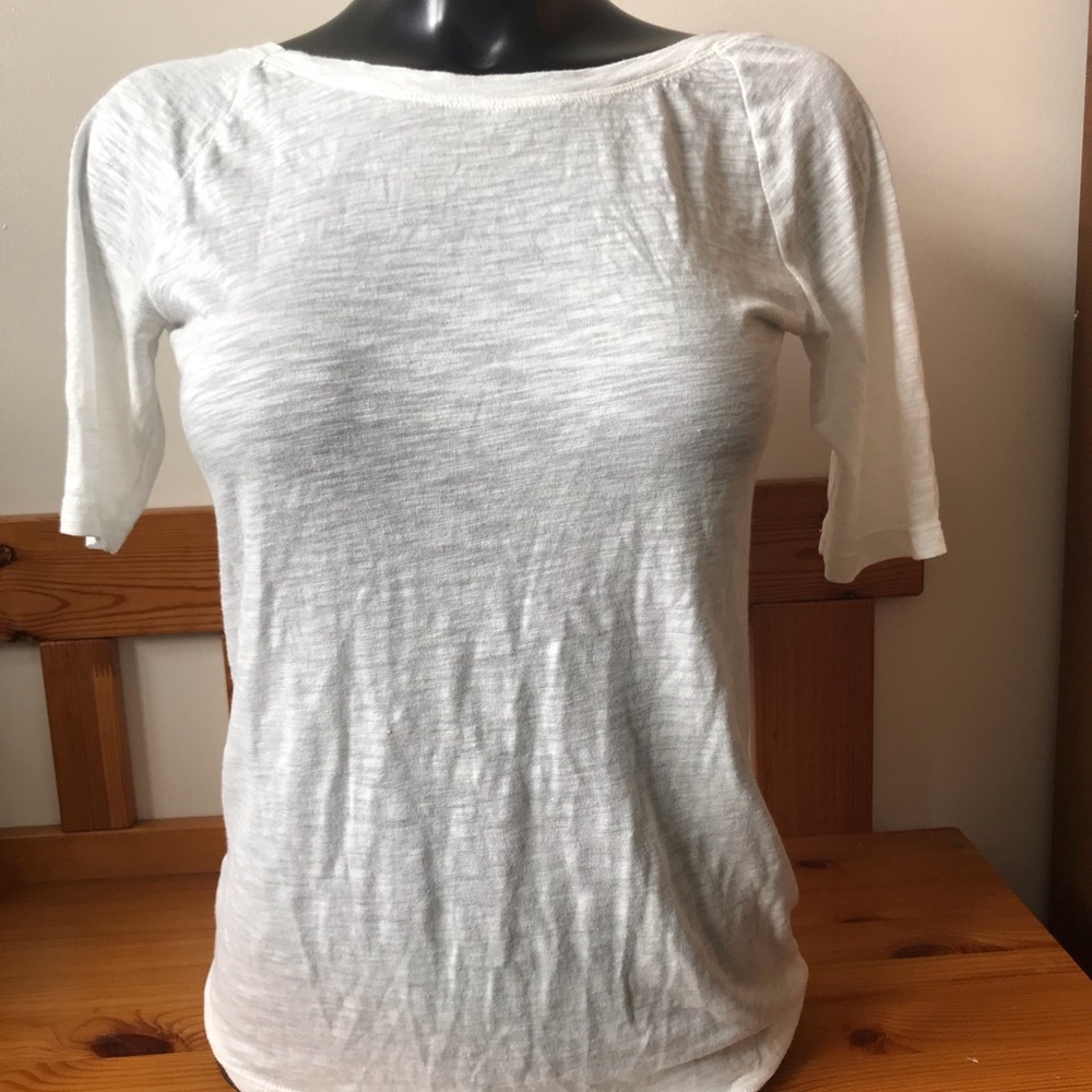 Women’s Gap White Top Size S